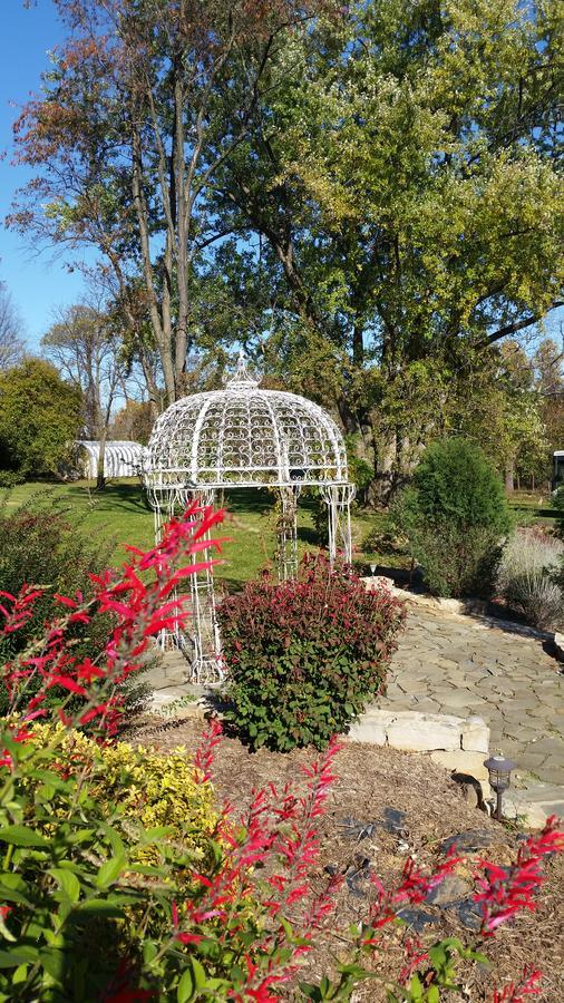 Stone Manor Boutique Inn Britain Экстерьер фото