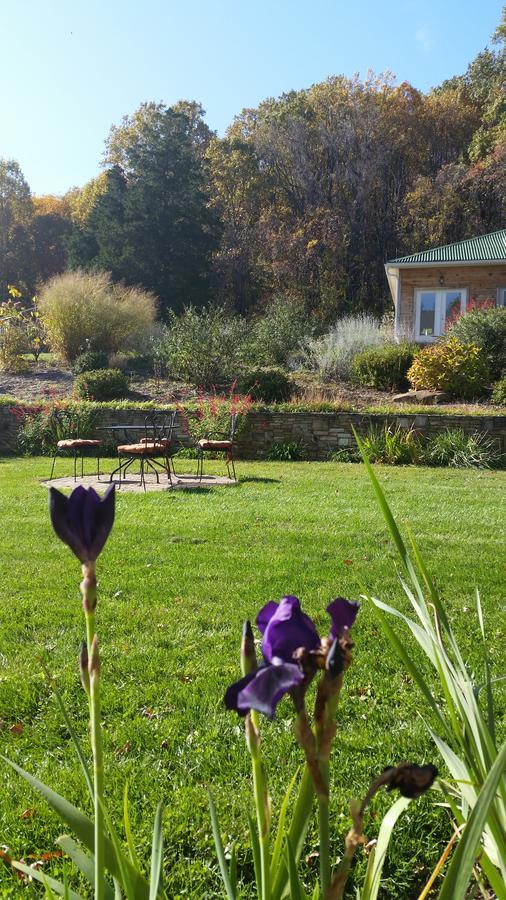 Stone Manor Boutique Inn Britain Экстерьер фото